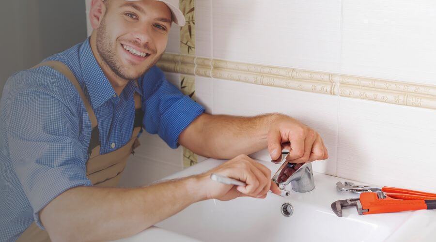 Kitchen Sink Drain Cleaning in Leonidas, MI